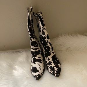 Cowprint boots